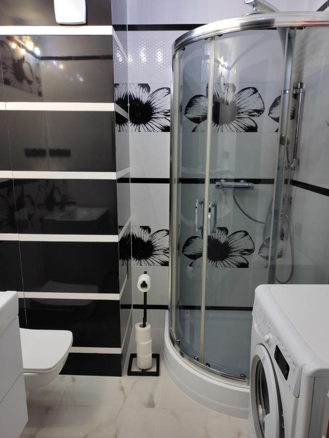 Apartament Red Opolznevoye Bagian luar foto