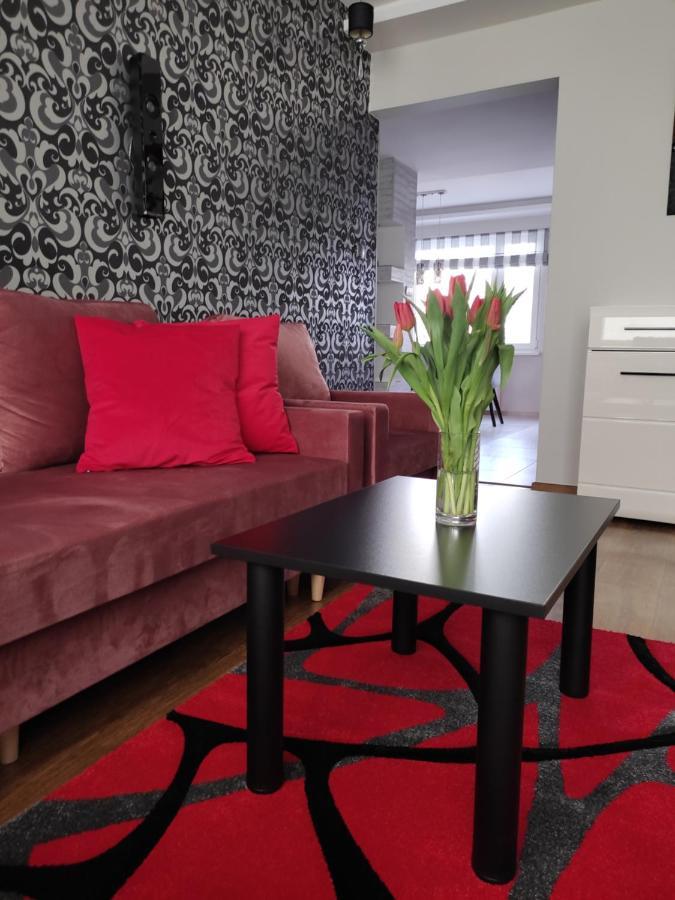 Apartament Red Opolznevoye Bagian luar foto