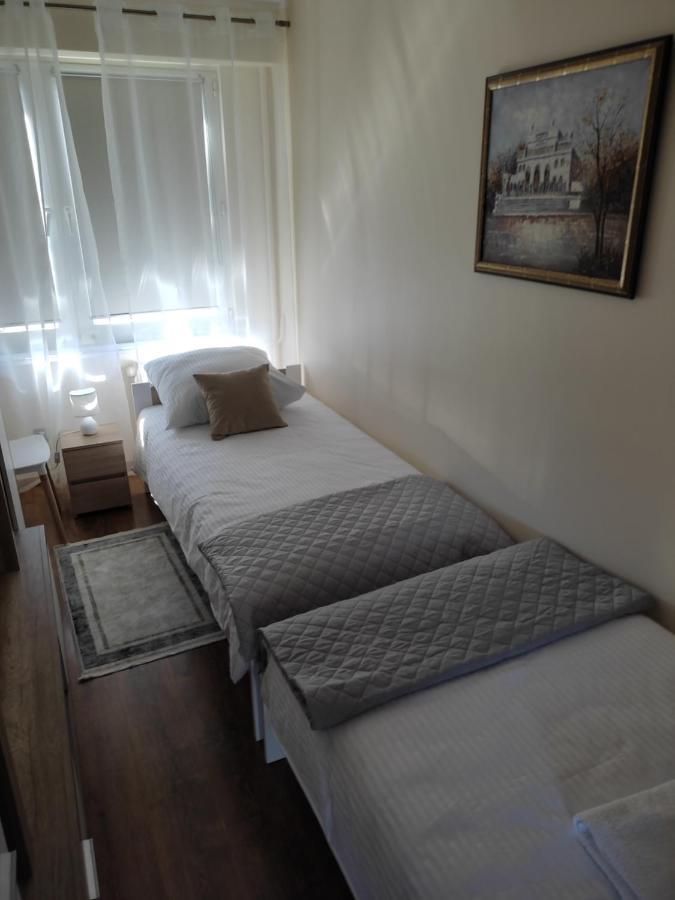 Apartament Red Opolznevoye Bagian luar foto