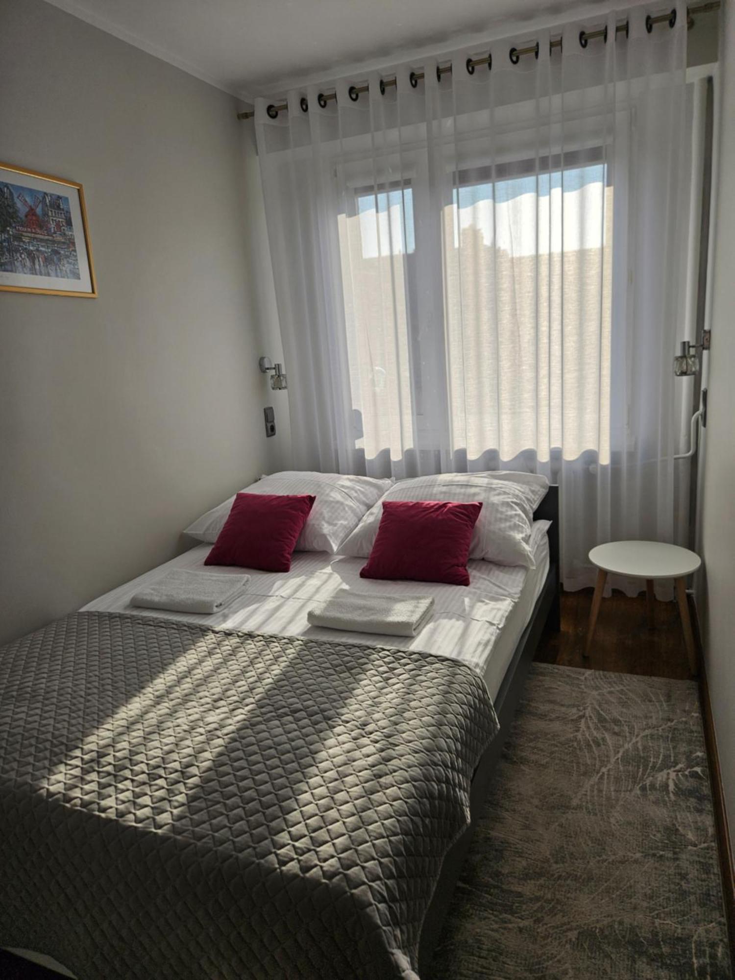 Apartament Red Opolznevoye Bagian luar foto